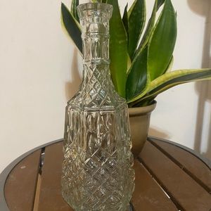 Crystal decanter